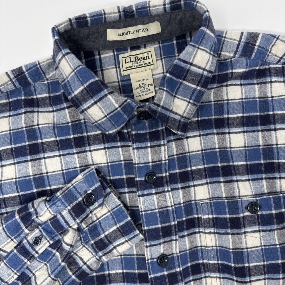 LL Bean Mens Flannel Shirt Large Blue Navy White Plaid Slightly Fitted 502830